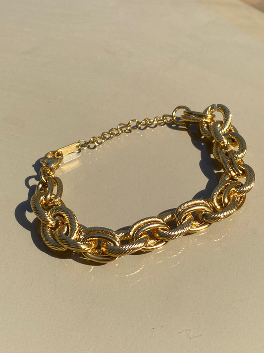 Chunk Chain Golden Bracelet